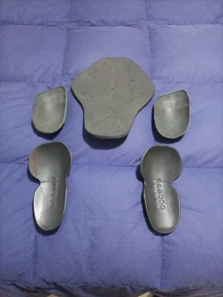 Protecciones para moto (rodillas,hombros y espalda