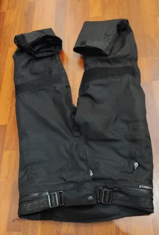 Pantalón de moto negro