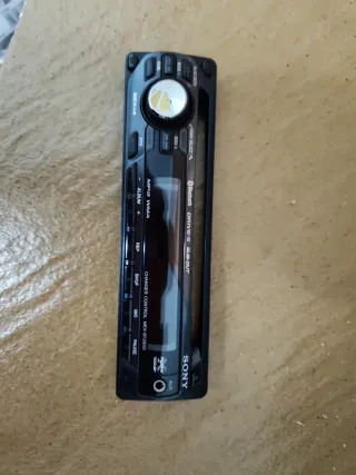 Carátula Radio Sony MEX-BT2600