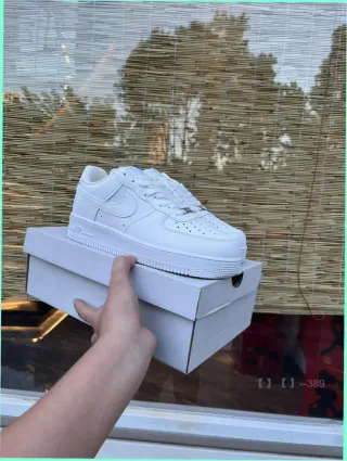 Nike Air Force 1 Low '07 Blancas