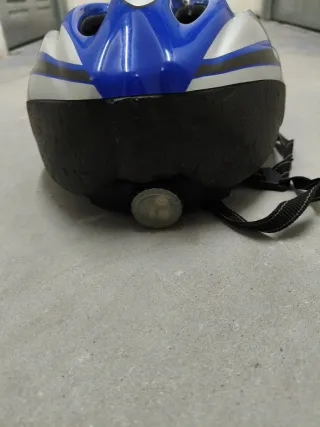 Casco Bici/Patinete KED Talla L Azul/Plata con luz