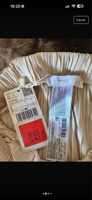 Pantalón plisado beige