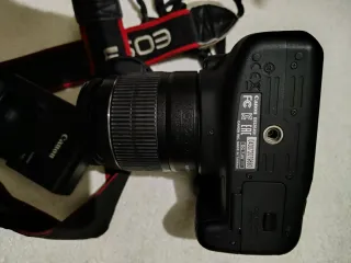 Canon 1200D + Obiettivo 18-55mm