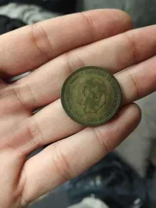 Monedas antiguas variadas