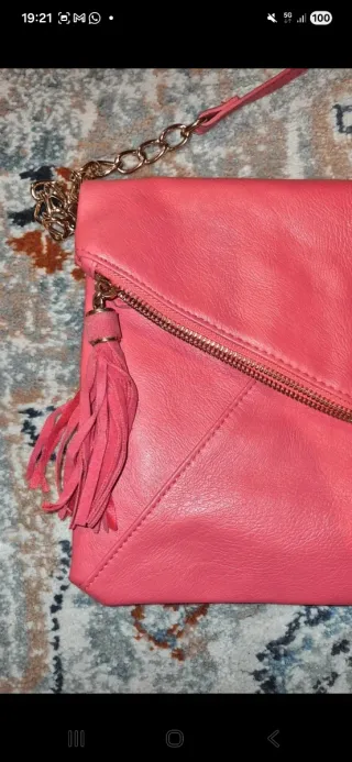 Borsetta salmone con frange e catena