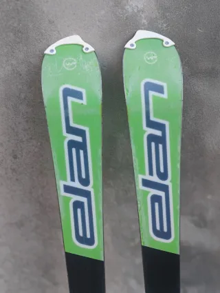 Esquís Elan Race RCS World Cup de 140cm para niños