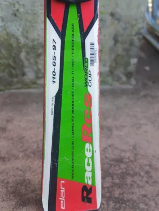 Esquís Elan Race RCS World Cup de 140cm para niños