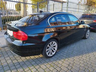 BMW Serie 3 2011. EXCLUSIVE EDITION