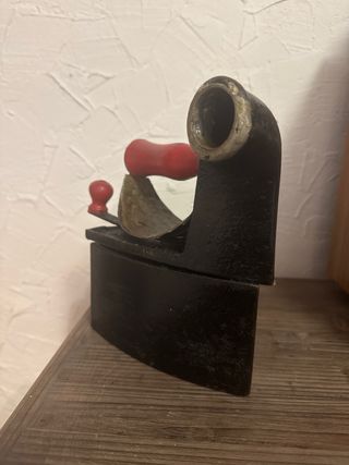 Plancha antigua de carbón