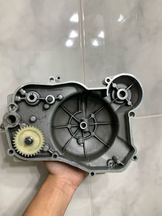 Tapa embrague Derbi €3