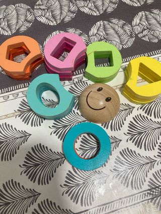 Juguete educativo de madera para niños