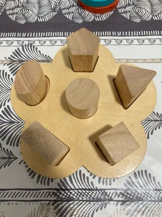 Juguete educativo de madera para niños