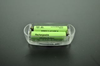 Linterna frontal recargable