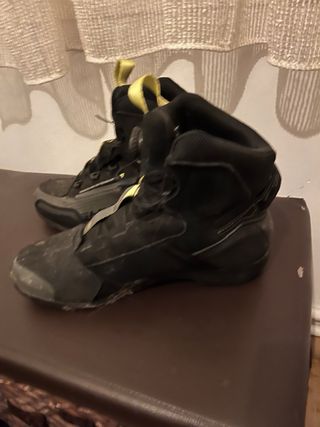 Botas de Moto Negras SEMINUEVAS