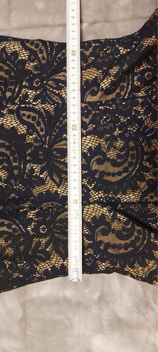 Traje de flamenca negro-beige marca Aires de Feria