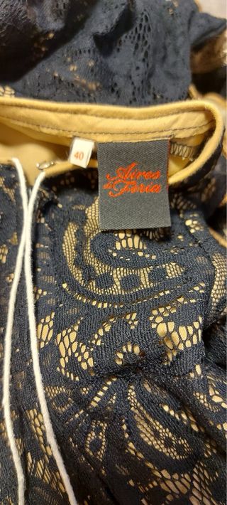 Traje de flamenca negro-beige marca Aires de Feria