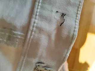 Pantalón pitillo blanco