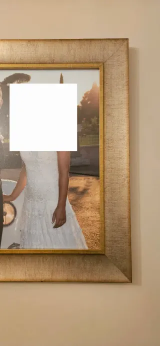 Marco de madera dorado