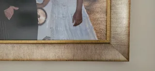 Marco de madera dorado