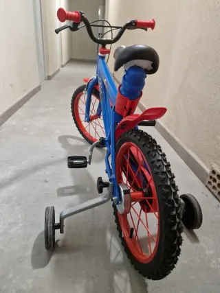 Bicicleta Spiderman niño