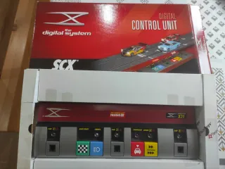 Centralita control Scalextric Digital System