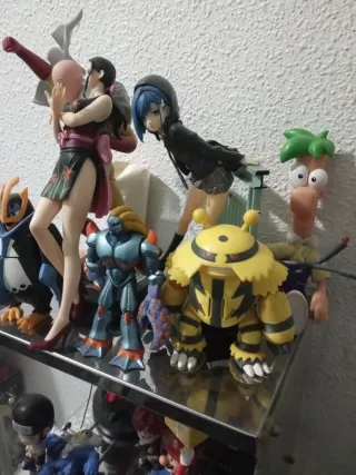 Figuras de colección anime y videojuegos