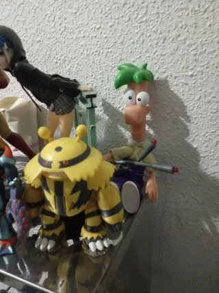 Figuras de colección anime y videojuegos