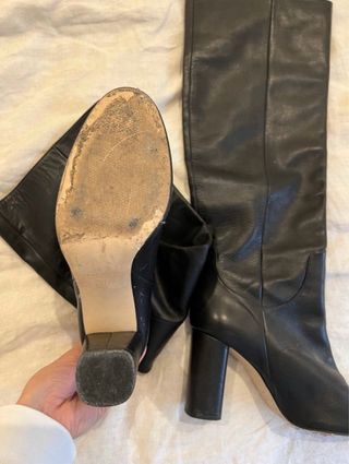 Botas altas negras de cuero