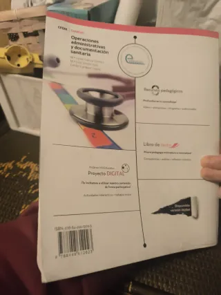 Operaciones administrativas y documentación san...