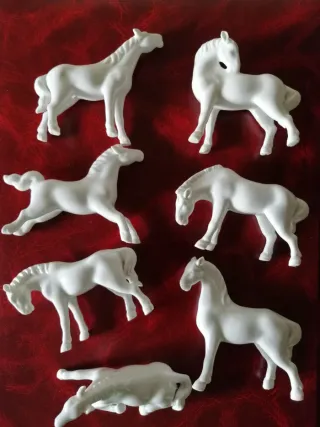 Caballos de porcelana de 1960