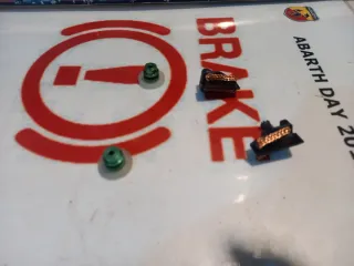 2 Guías y 2 Coronas Avant