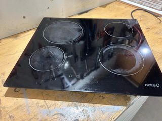 Vitrocerámica 4 fuegos Cata