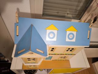 Casa de muñecas de madera vintage años 80 o 90