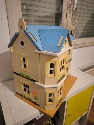 Casa de muñecas de madera vintage años 80 o 90