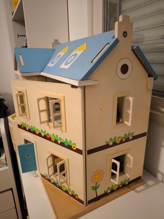 Casa de muñecas de madera vintage años 80 o 90