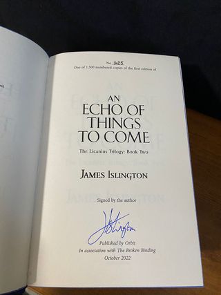 Licanius trilogía numerada firmada Broken Binding