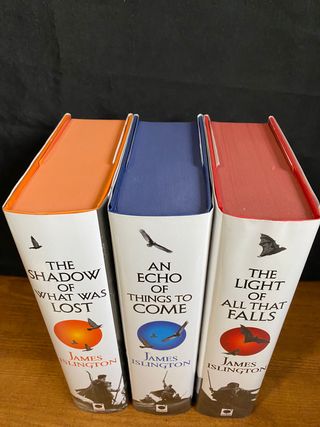 Licanius trilogía numerada firmada Broken Binding