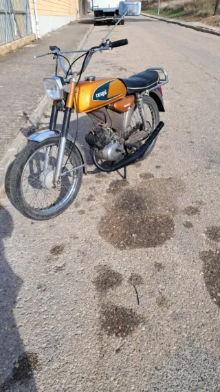 Derbi Antorcha Tricampeóna