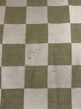 Alfombra Ikea cuadros verde y blanco