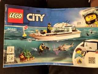 LEGO City 60221 - Barca da subacquea