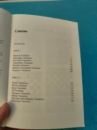 LIBRO AJEDREZ The Nimzo-Indian Defence.