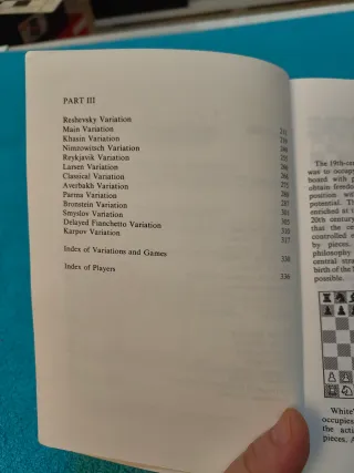 LIBRO AJEDREZ The Nimzo-Indian Defence.