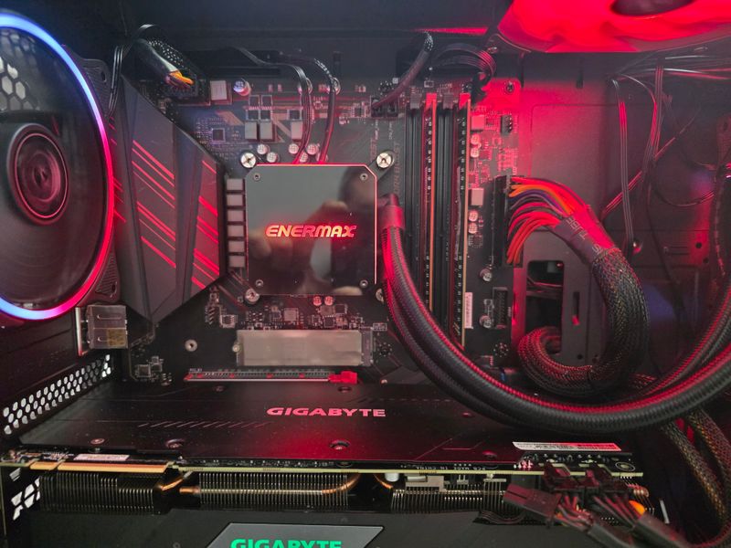 Torre Gaming Hummer RTX 2070 Super 32GB RAM afbeelding 8