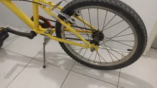 Bicicleta infantil amarilla 24 pulgadas