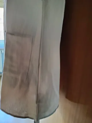 Mono corto beige con tirantes