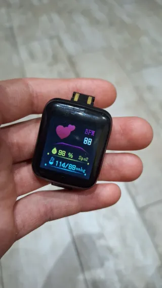 Smartwatch Nero NUOVO a prezzo conveniente