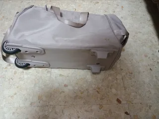 Bolso maleta Parfois morado grisáceo