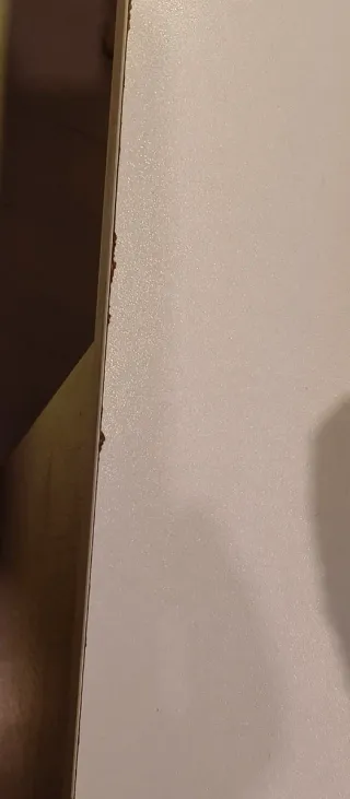 Escritorio moderno blanco y madera