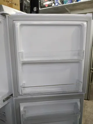 Nevera Daewoo No Frost 160x55cm