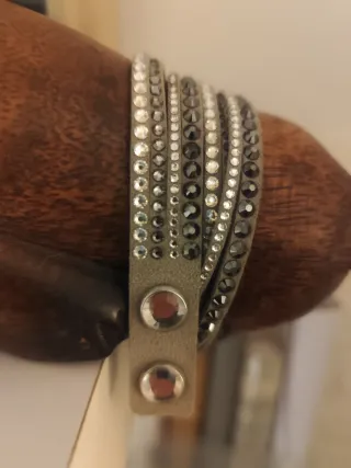 Pulsera Swarovski Cuero Gris con Cristales